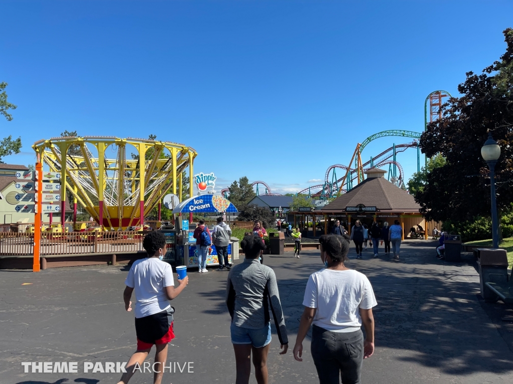 Corn Popper at Six Flags Darien Lake