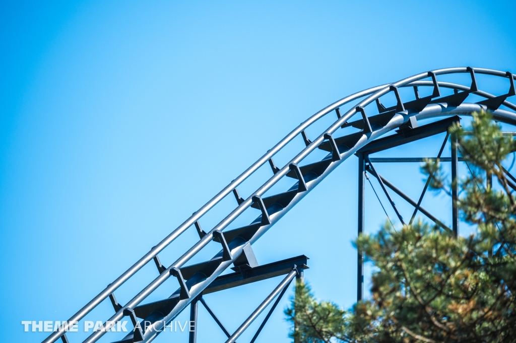 Viper at Six Flags Darien Lake
