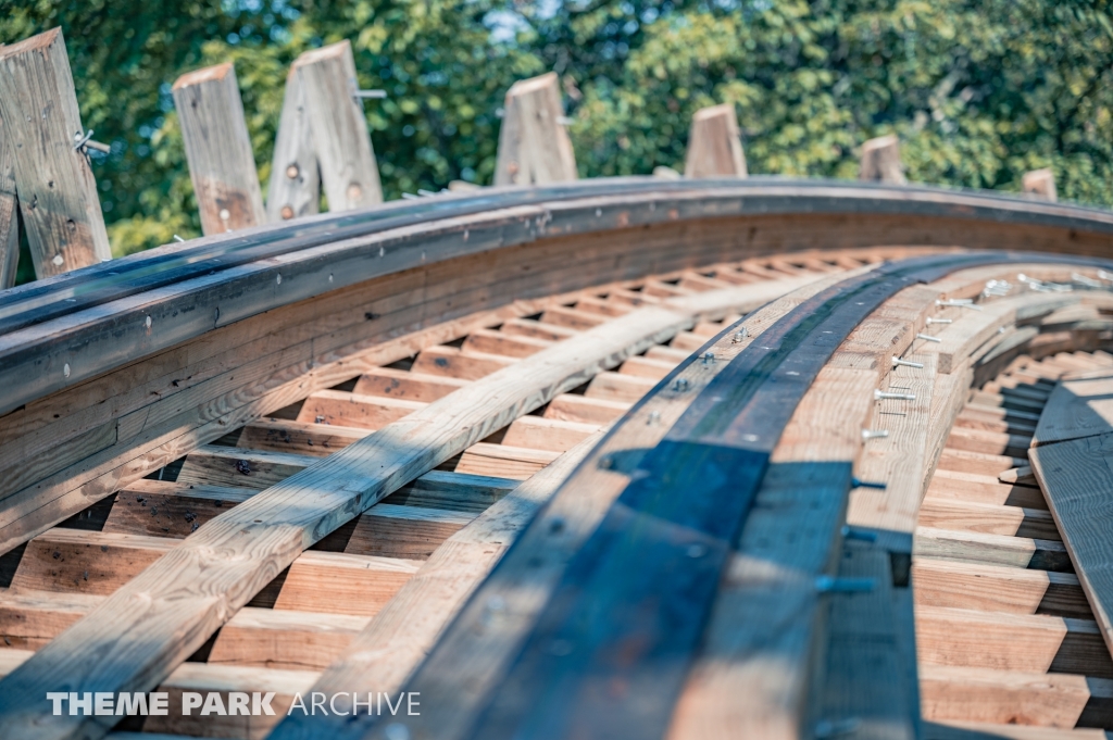 Raven at Holiday World