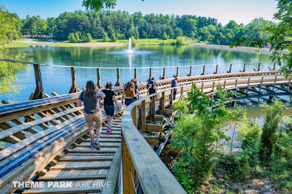 Raven at Holiday World