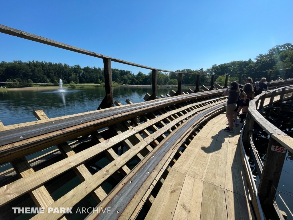 Raven at Holiday World