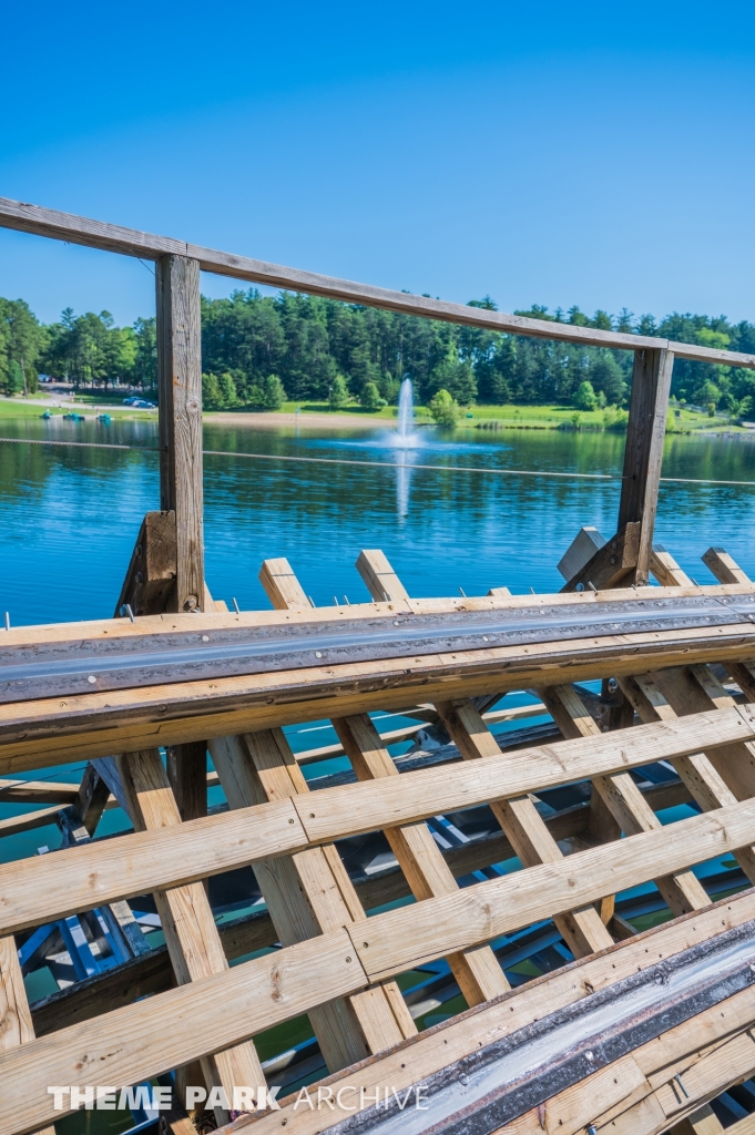 Raven at Holiday World