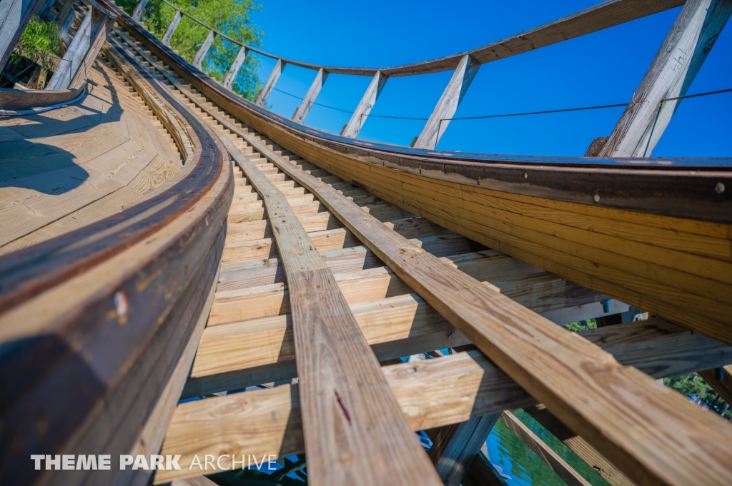 Raven at Holiday World