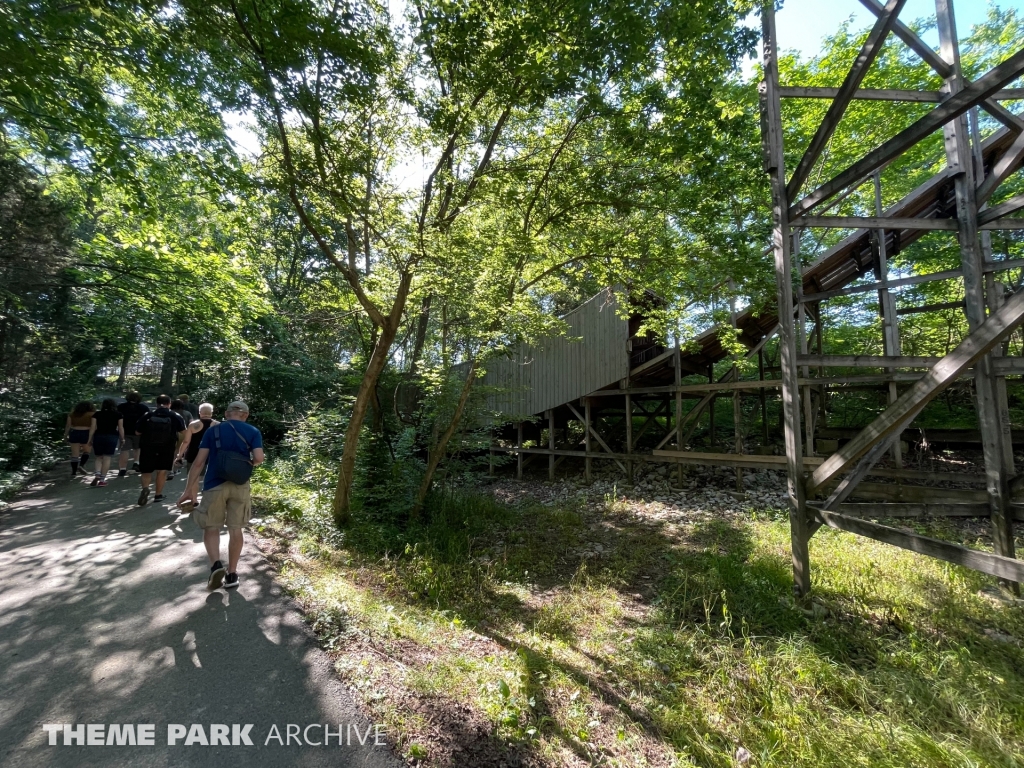 Raven at Holiday World