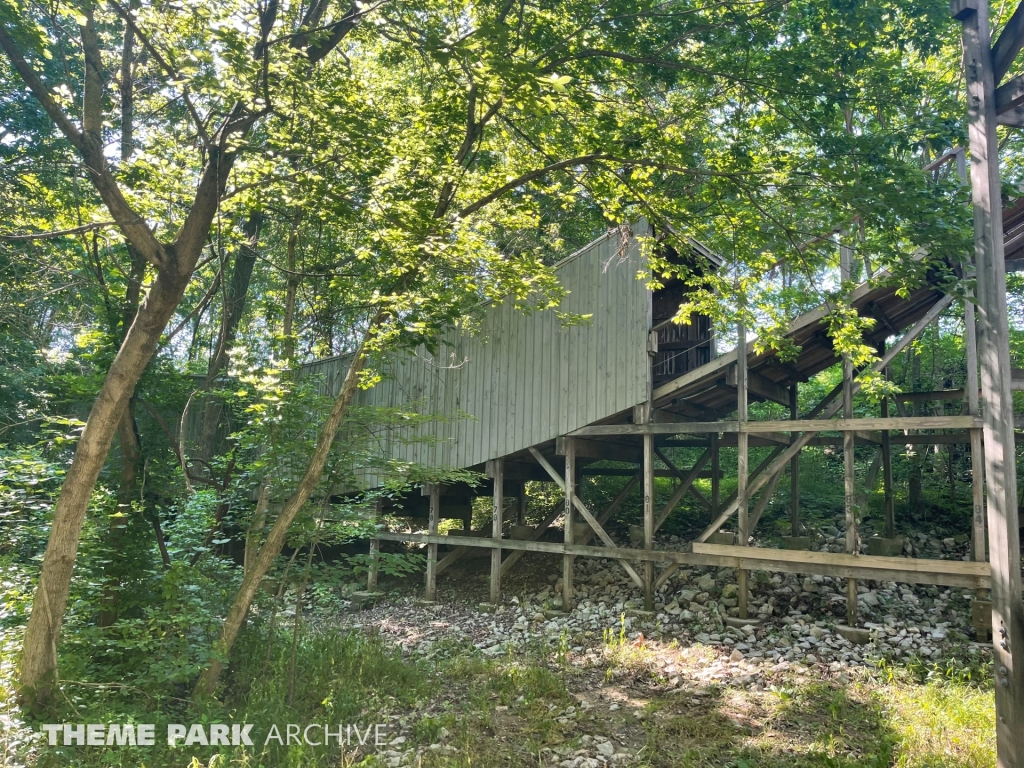 Raven at Holiday World