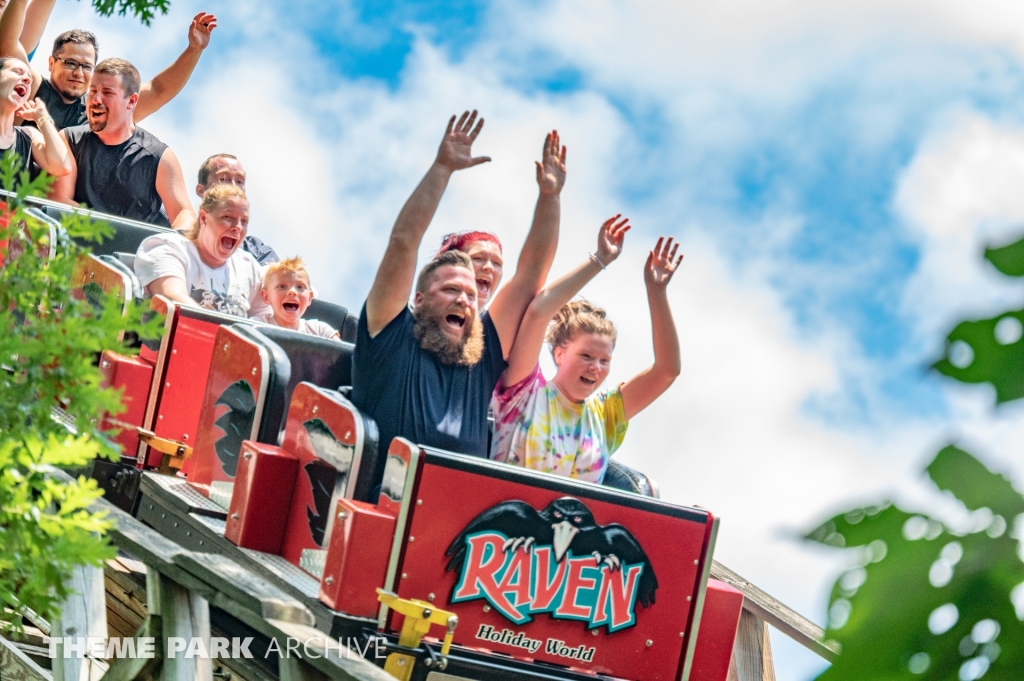 Raven at Holiday World