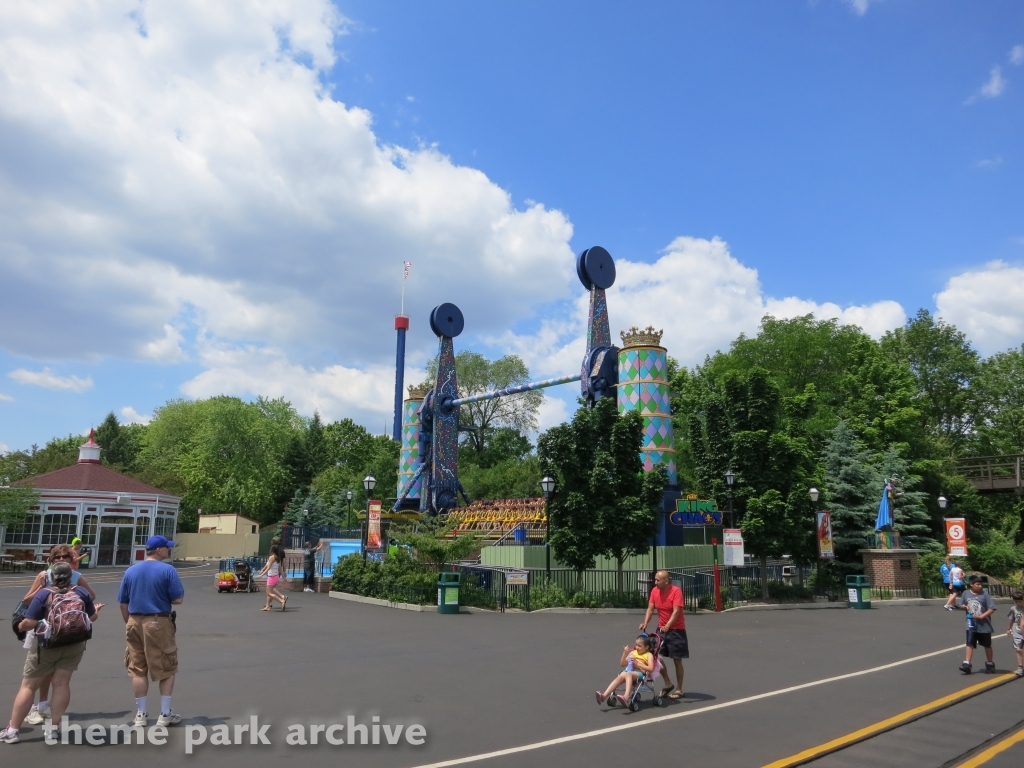 King Chaos at Six Flags Great America