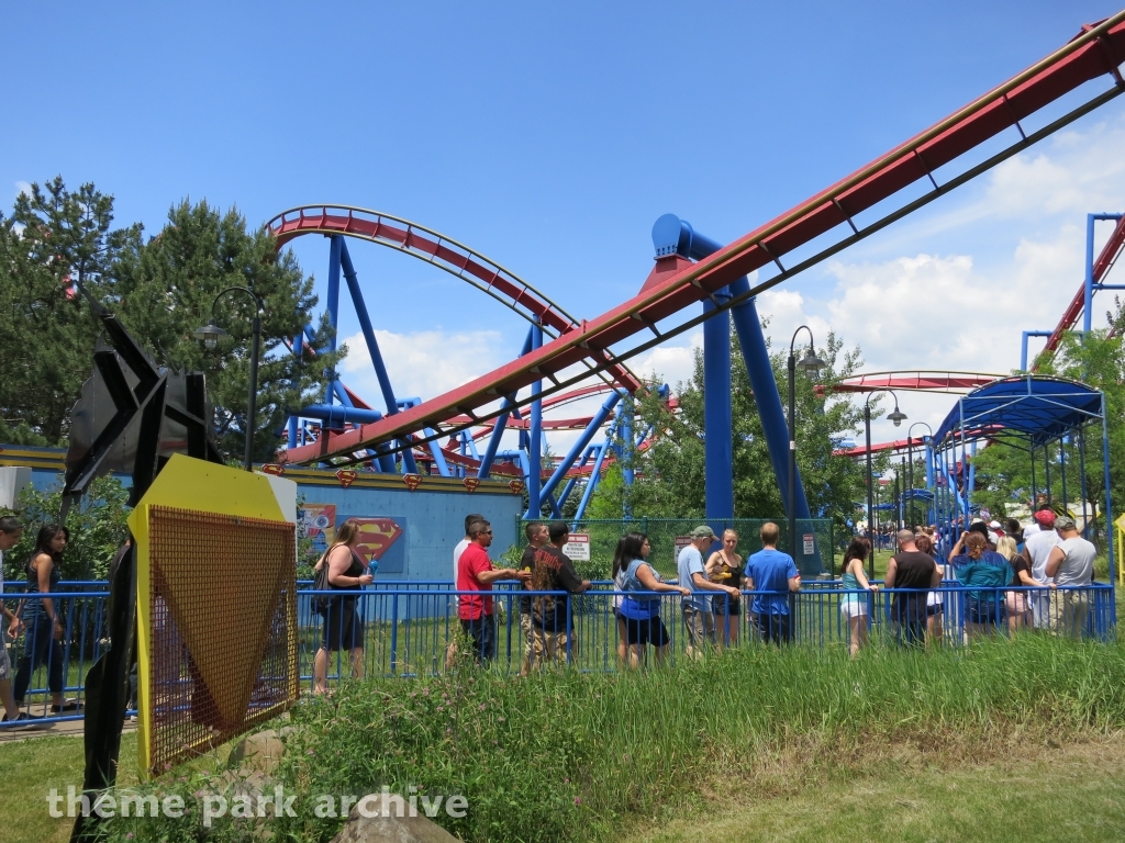 Superman Ultimate Flight at Six Flags Great America