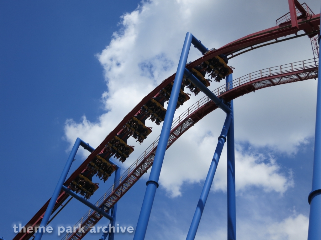 Superman Ultimate Flight at Six Flags Great America