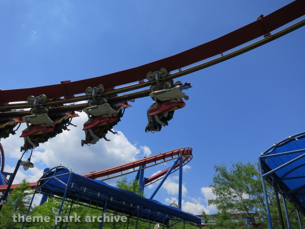 Superman Ultimate Flight at Six Flags Great America