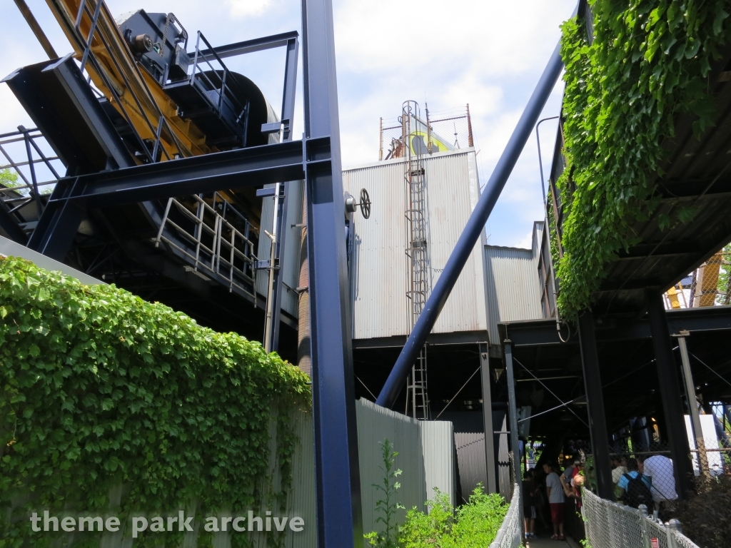 Batman The Ride at Six Flags Great America