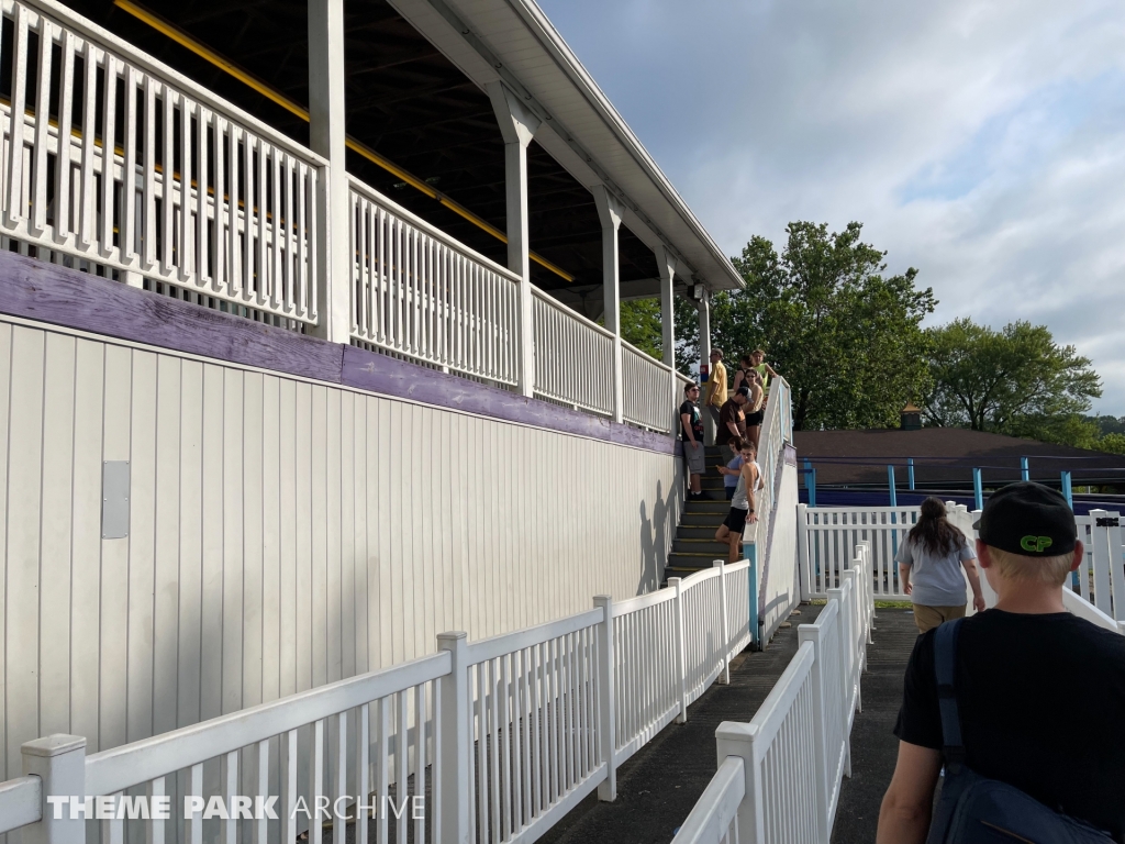 Kingdom Coaster at Dutch Wonderland