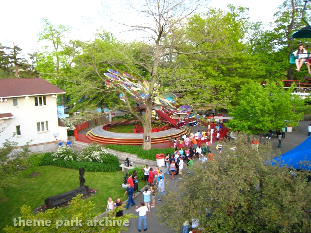 Paratrooper at Waldameer Park