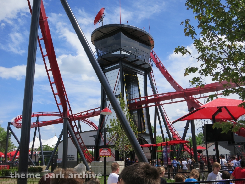 X Flight at Six Flags Great America
