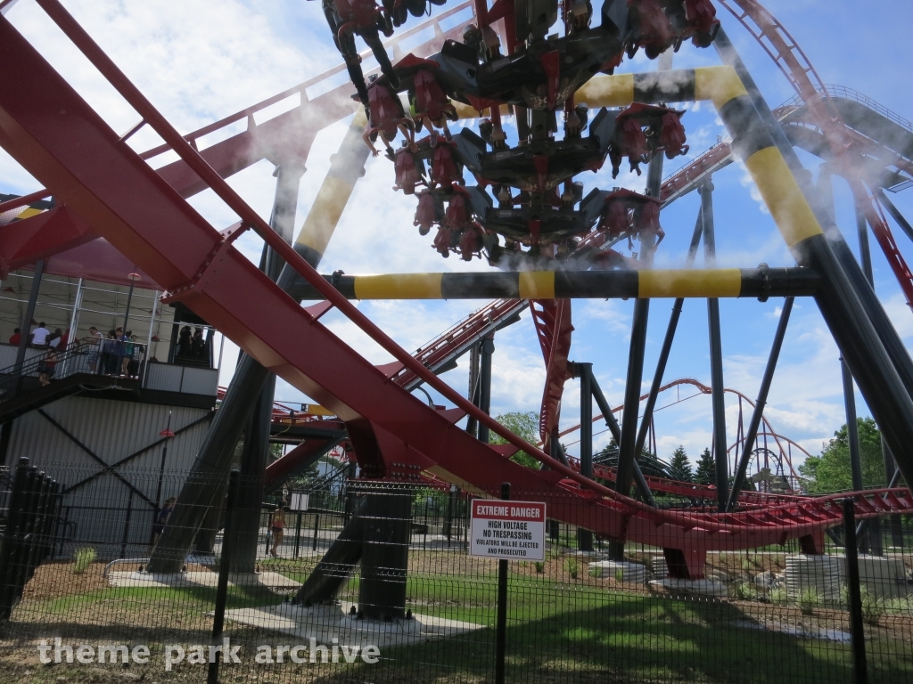 X Flight at Six Flags Great America