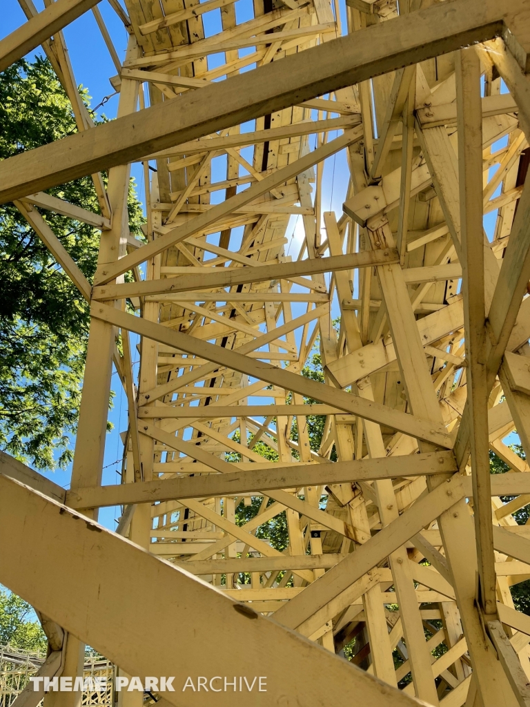 Thunderhawk at Dorney Park