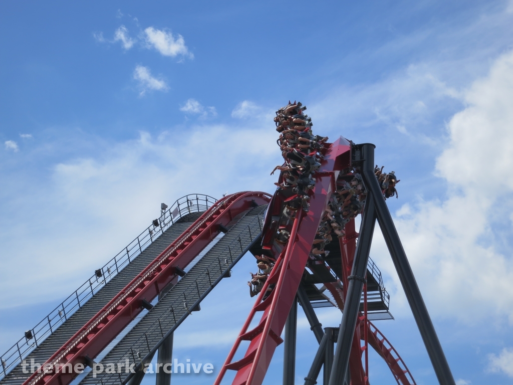 X Flight at Six Flags Great America