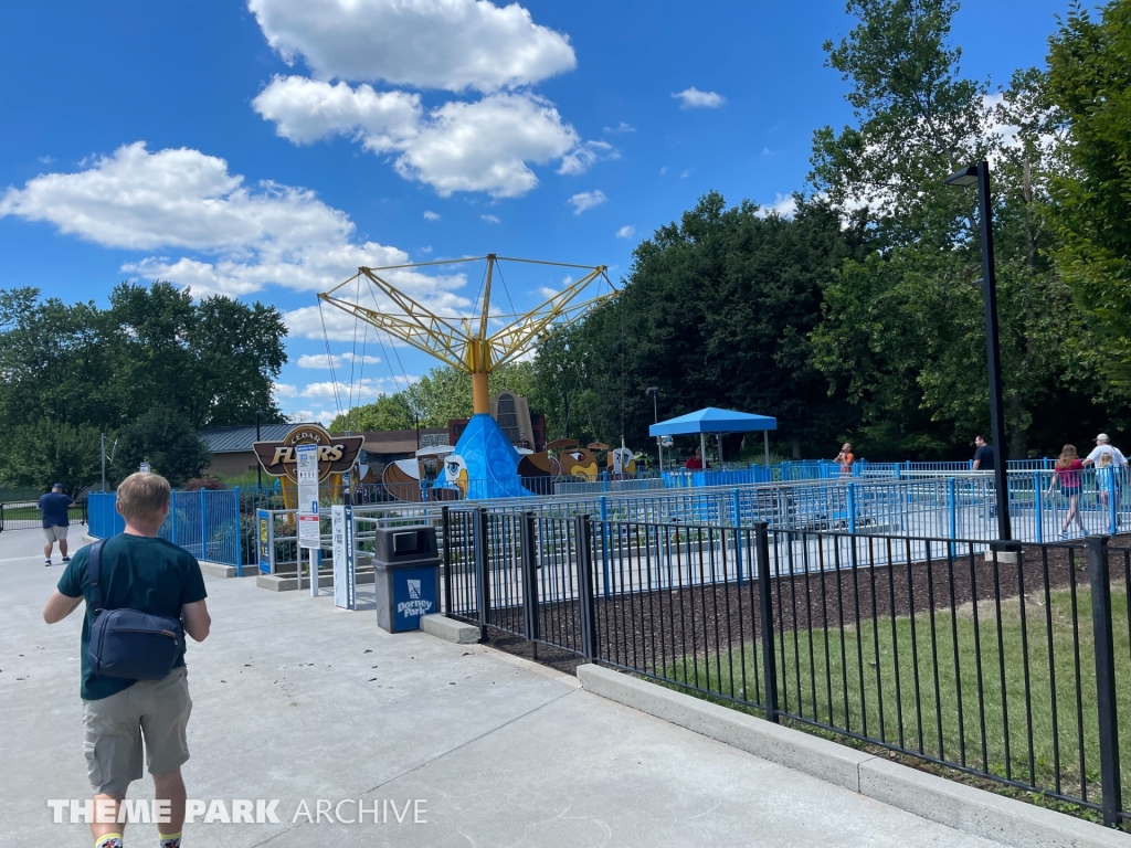 MT Buckets at Dorney Park