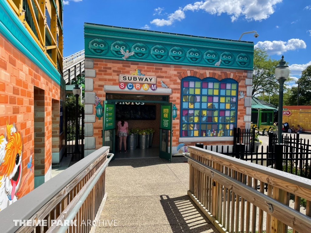 Oscar's Wacky Taxi at Sesame Place Philadelphia