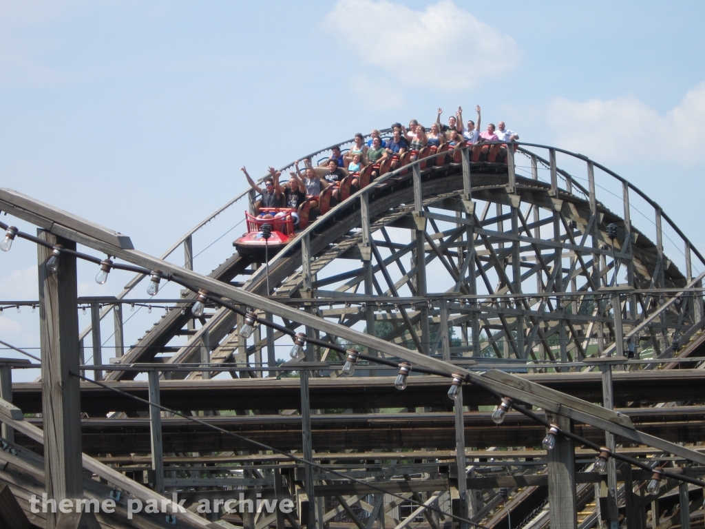 Lightning Racer at Hersheypark