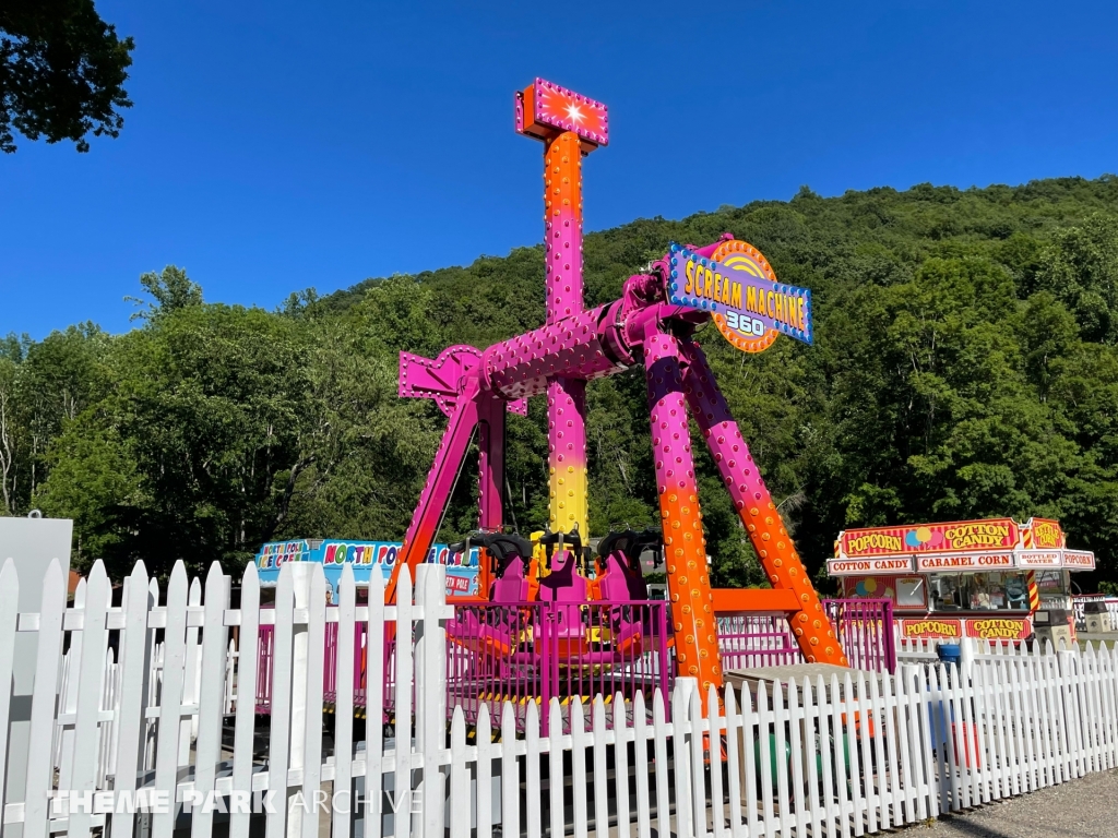 Scream Machine 360 at Land of Make Believe