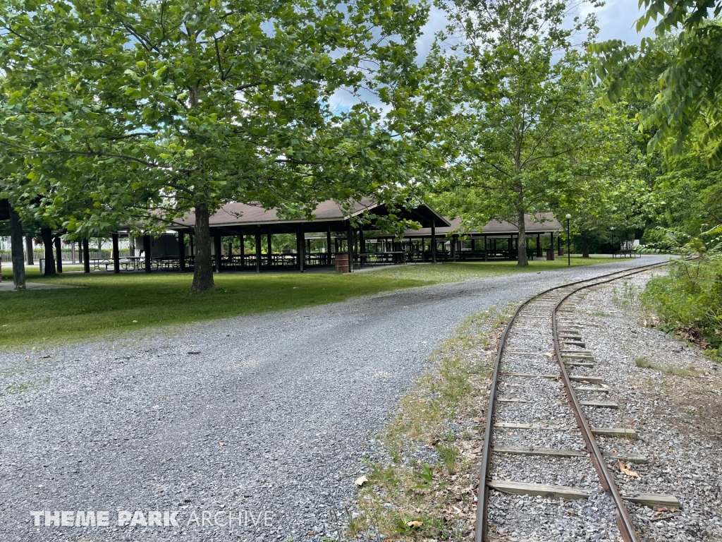 Train at Lakemont Park