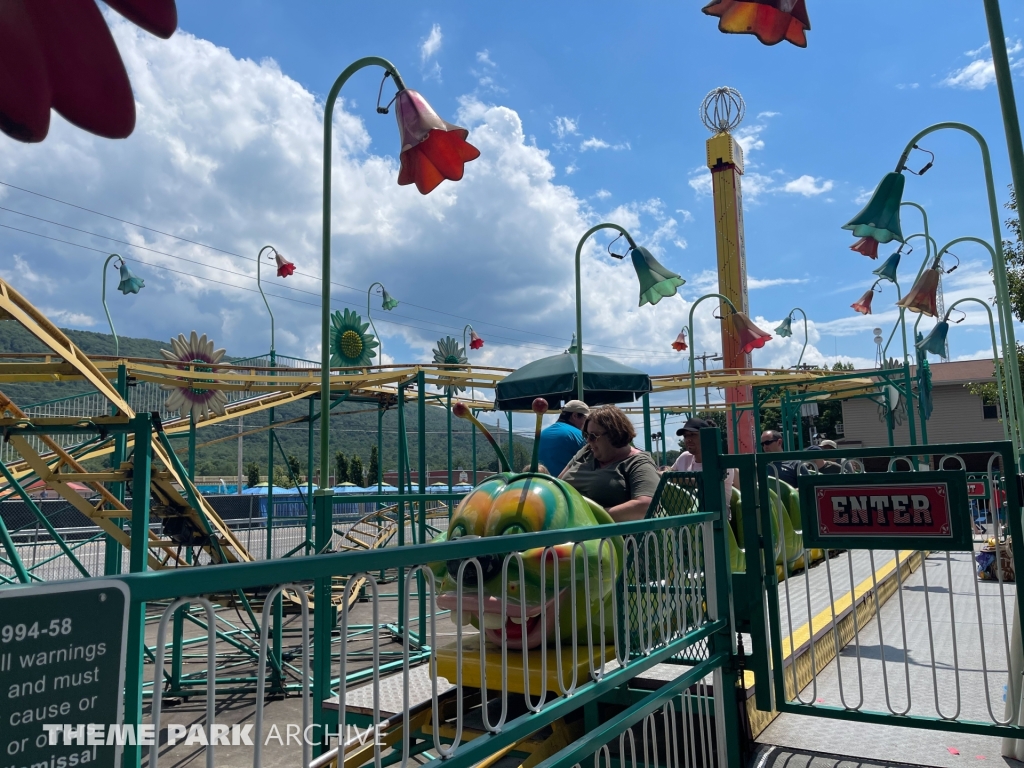 Wacky Worm at DelGrosso's Amusement Park