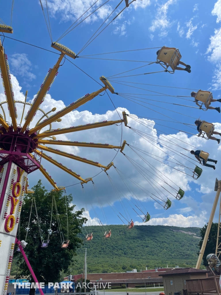 Yo Yo at DelGrosso's Amusement Park