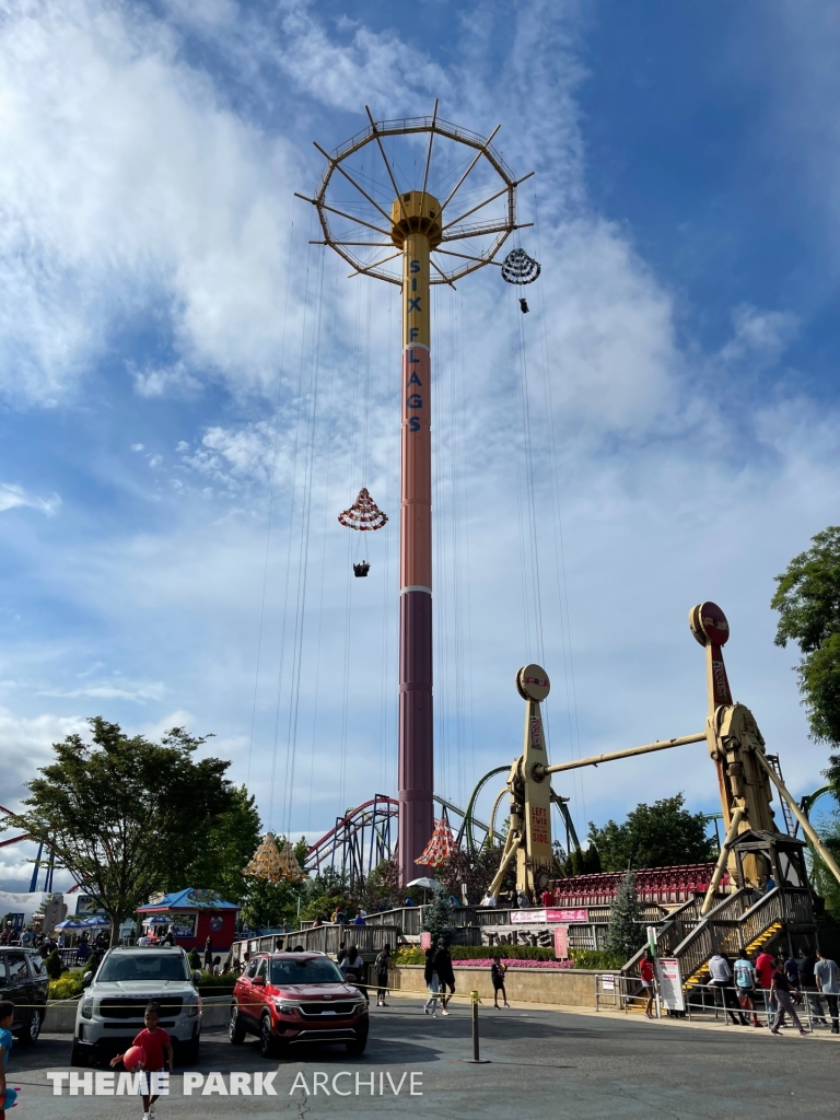 Parachute Training Center: Edwards AFB Jump Tower at Six Flags Great Adventure