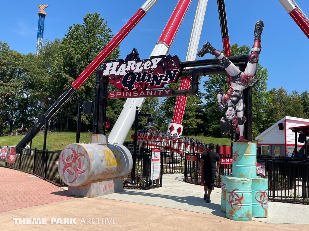 Harley Quinn Spinsanity at Six Flags America