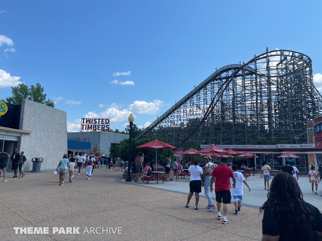 Twisted Timbers at Kings Dominion