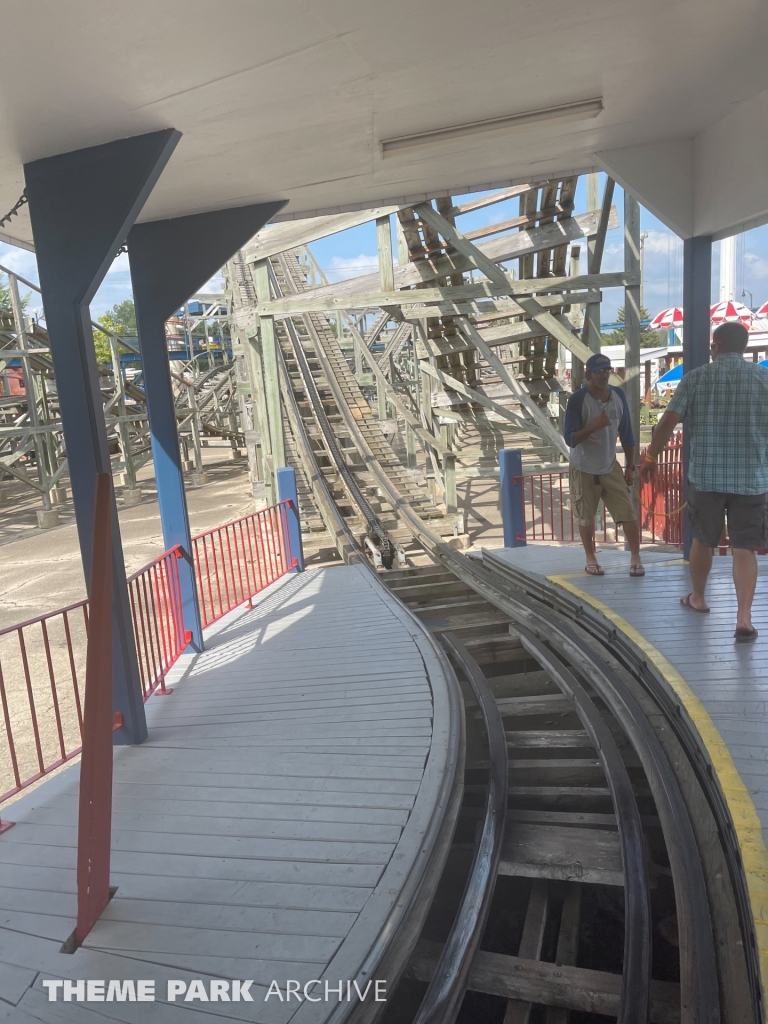 The Meteor at Little Amerricka