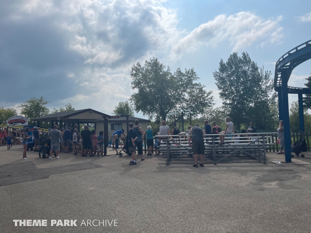 Bumper Boats at Little Amerricka