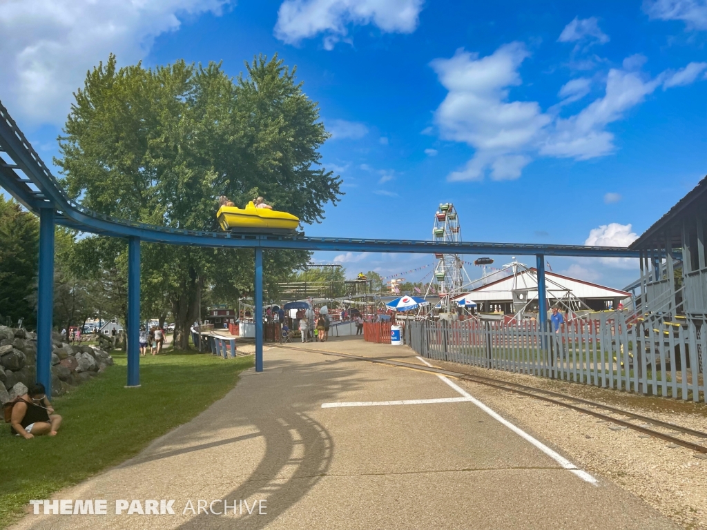 Monorail at Little Amerricka