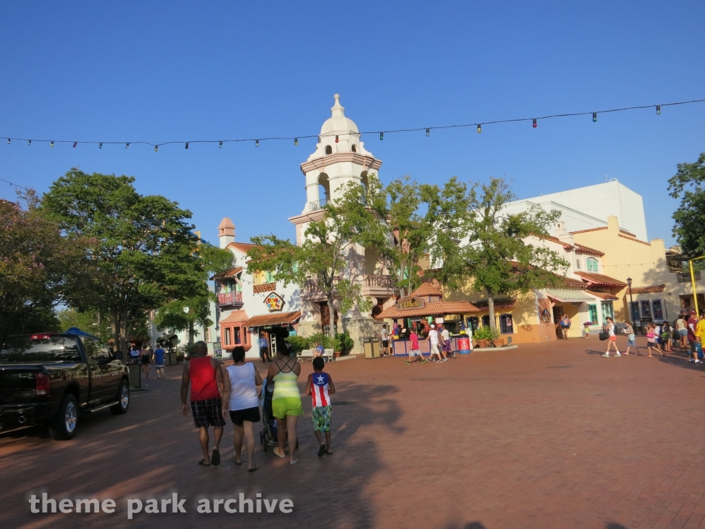 Los Festivales at Six Flags Fiesta Texas