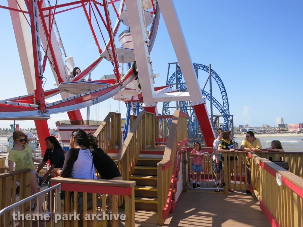 Galaxy Wheel at Galveston Island Historic Pleasure Pier