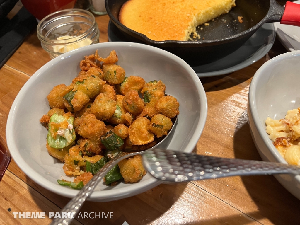 Showstreet at Dollywood