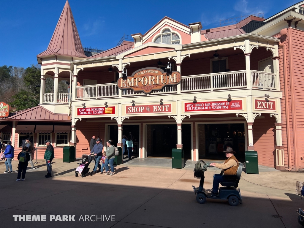 Showstreet at Dollywood