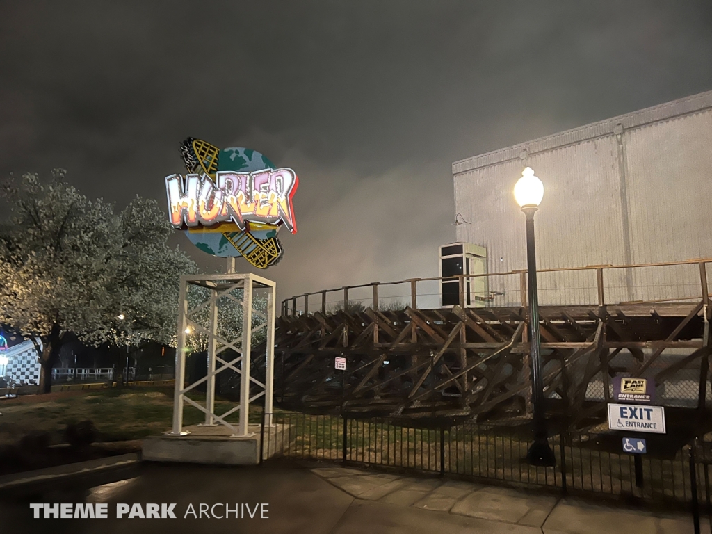 Hurler at Carowinds