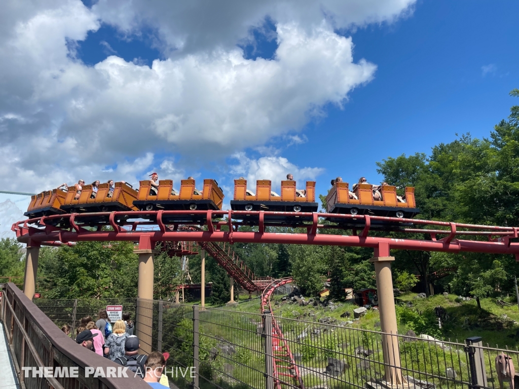 Canyon Blaster at Great Escape