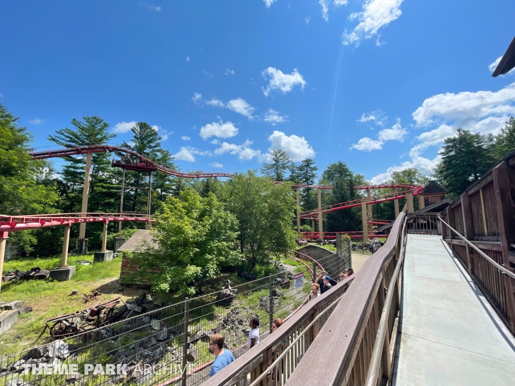 Canyon Blaster at Great Escape