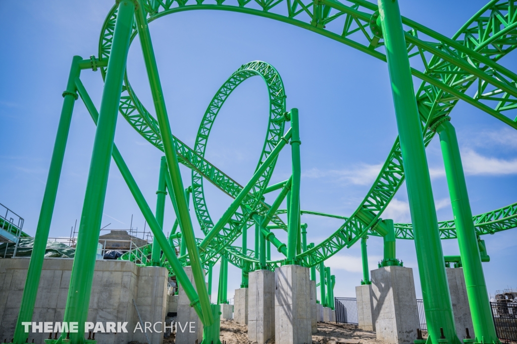 Matugani at Lost Island