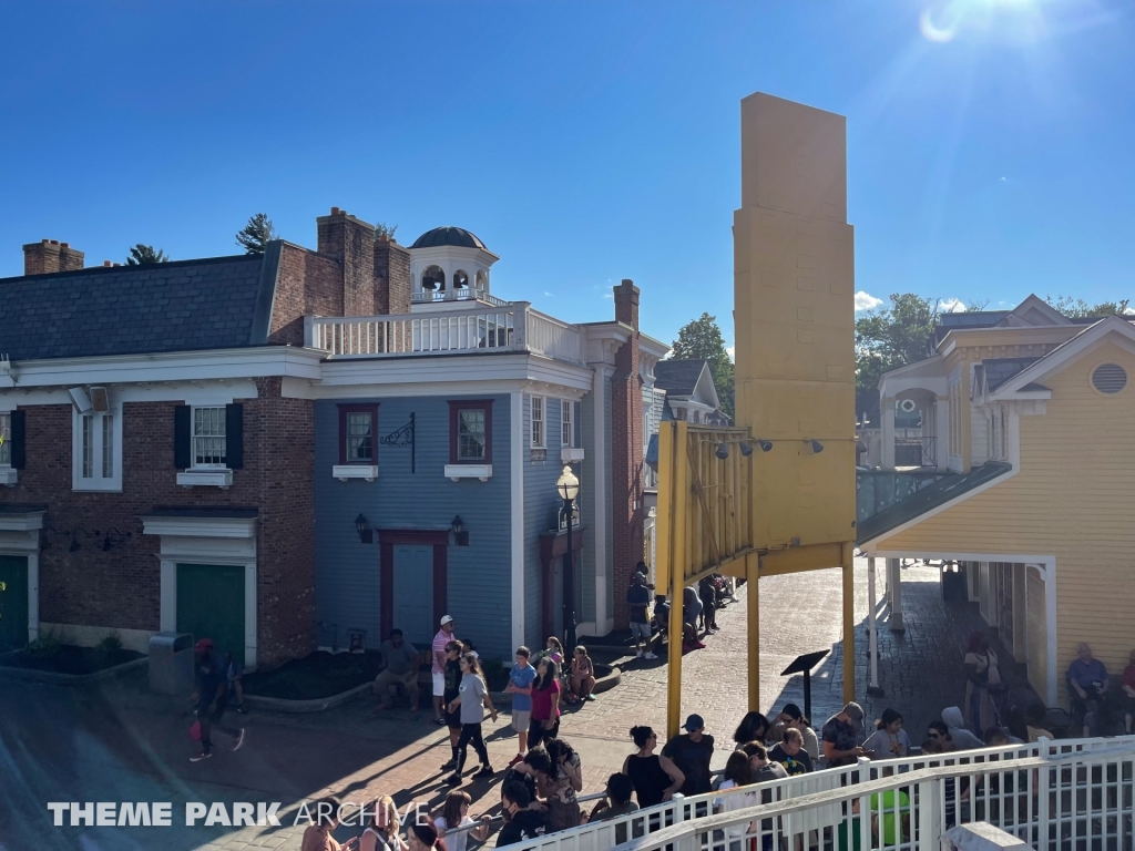 Thunderbolt at Six Flags New England