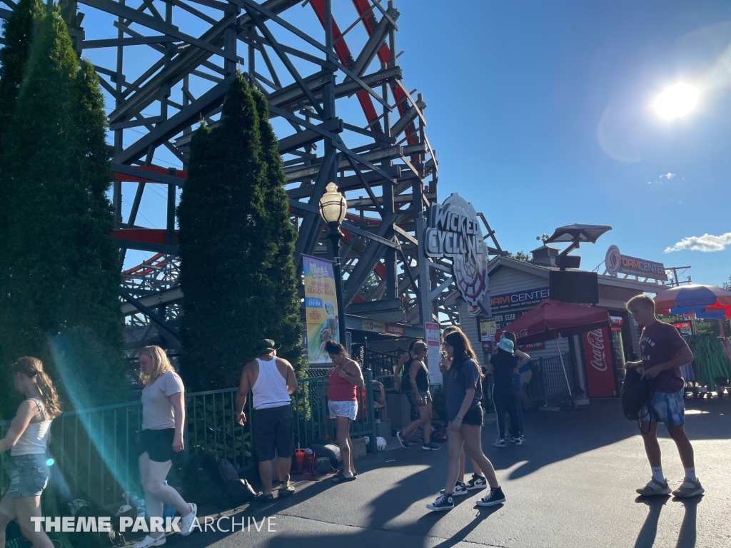 Wicked Cyclone at Six Flags New England