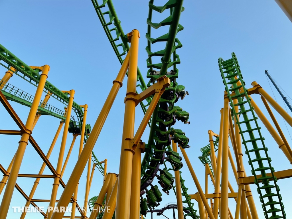 The Riddler Revenge at Six Flags New England
