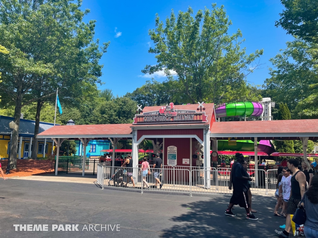 Train at Lake Compounce