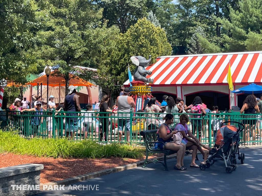 Flying Elephants at Lake Compounce