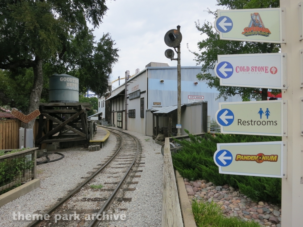 Six Flags Railroad at Six Flags Over Texas