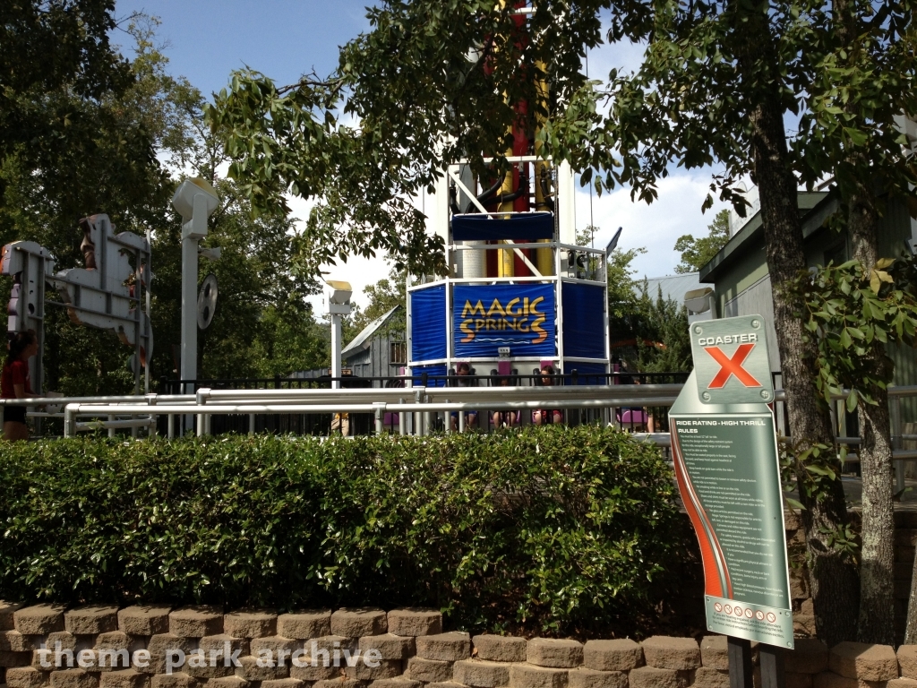 Dr. Dean's Rocket Machine at Magic Springs & Crystal Falls