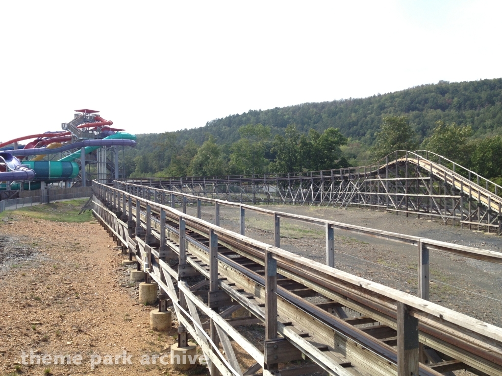 Arkansas Twister at Magic Springs & Crystal Falls